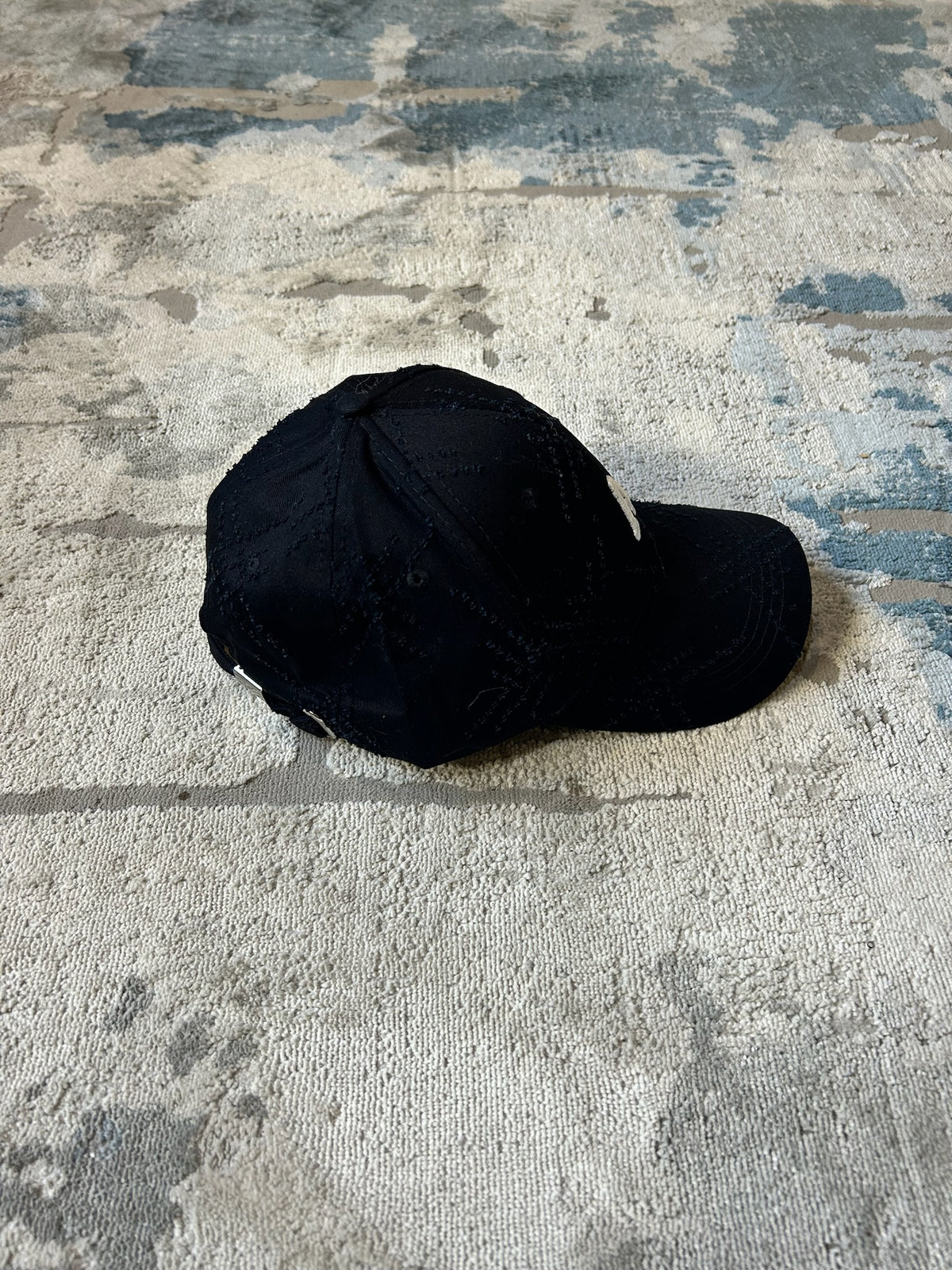 Black baseball cap