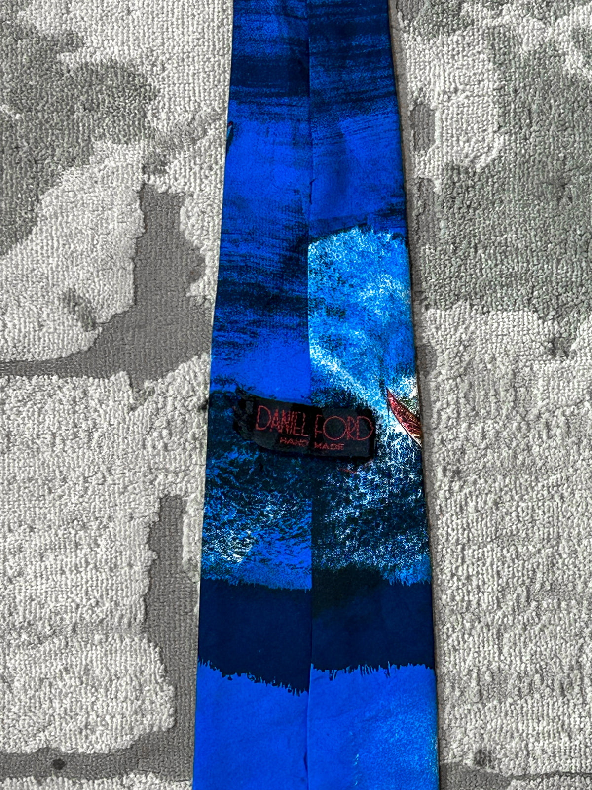 Toyota surfing tie