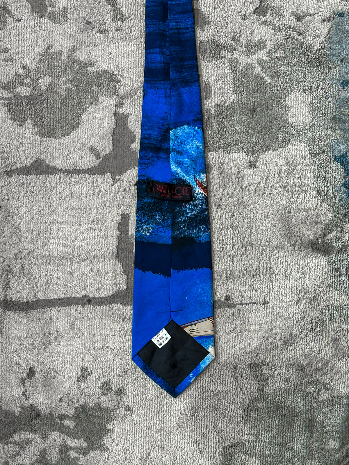 Toyota surfing tie