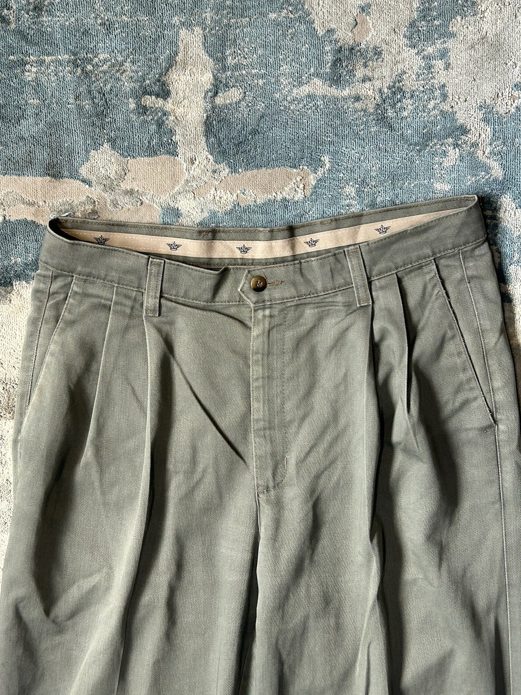 Dockers chino pants
