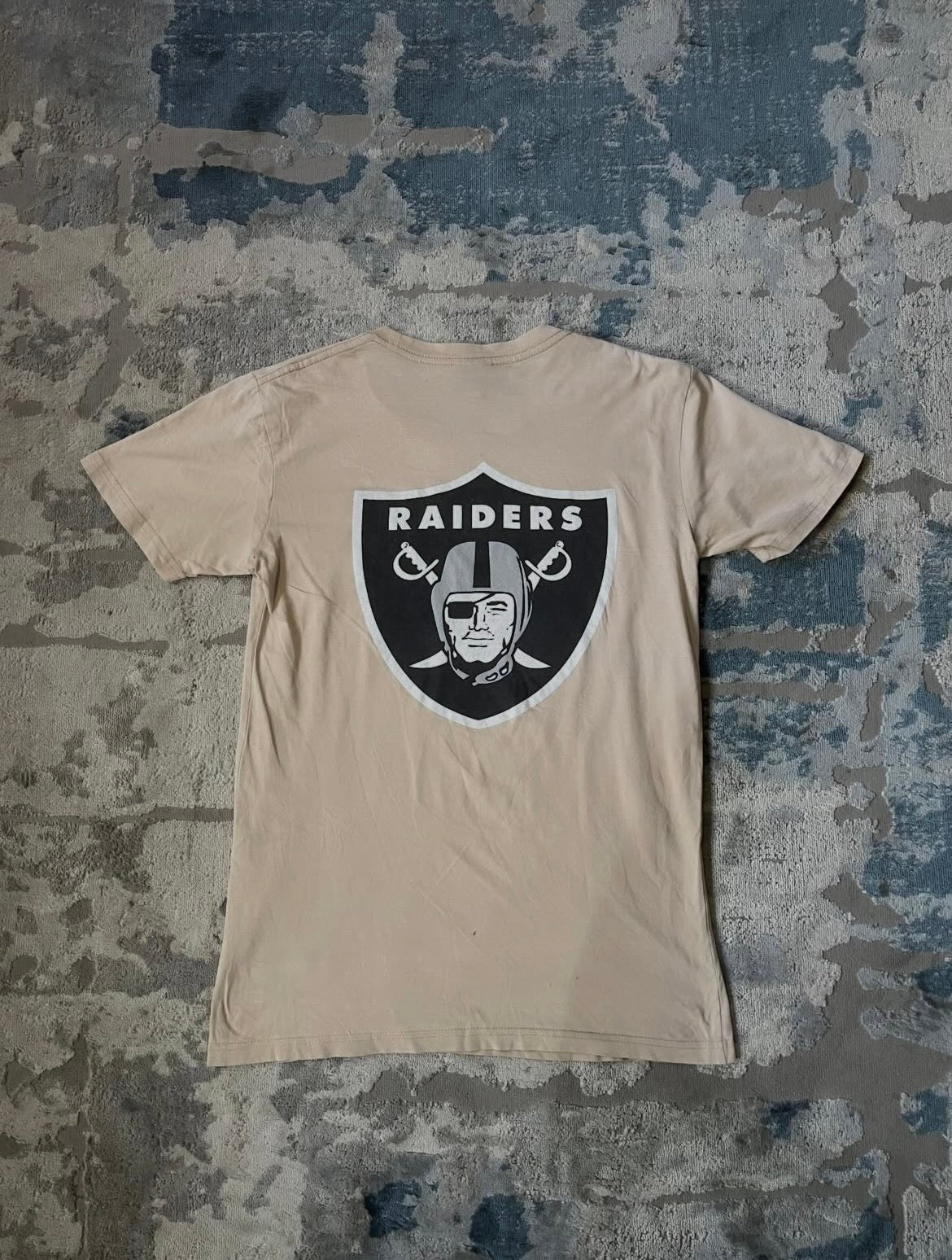 Raiders t-shirt