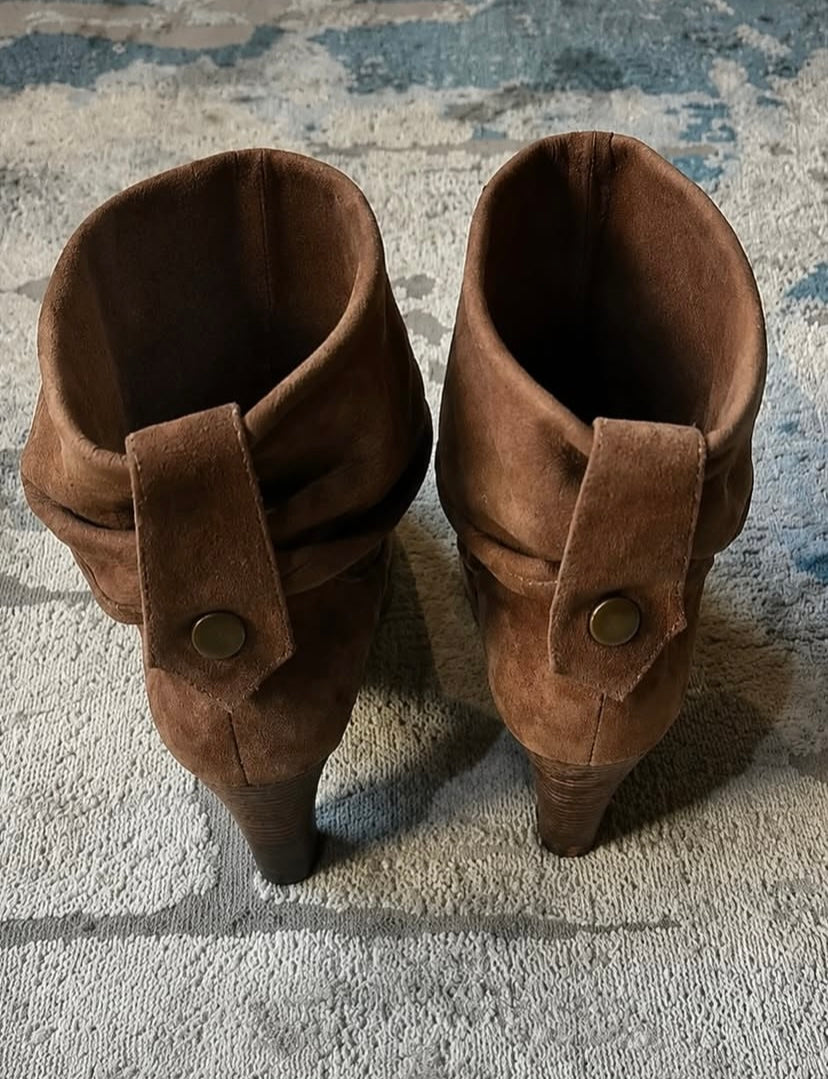 Fold over brown suede boot heel