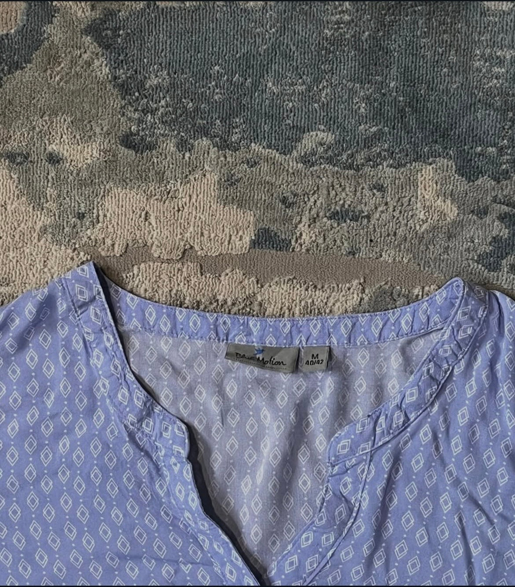 Motion blouse