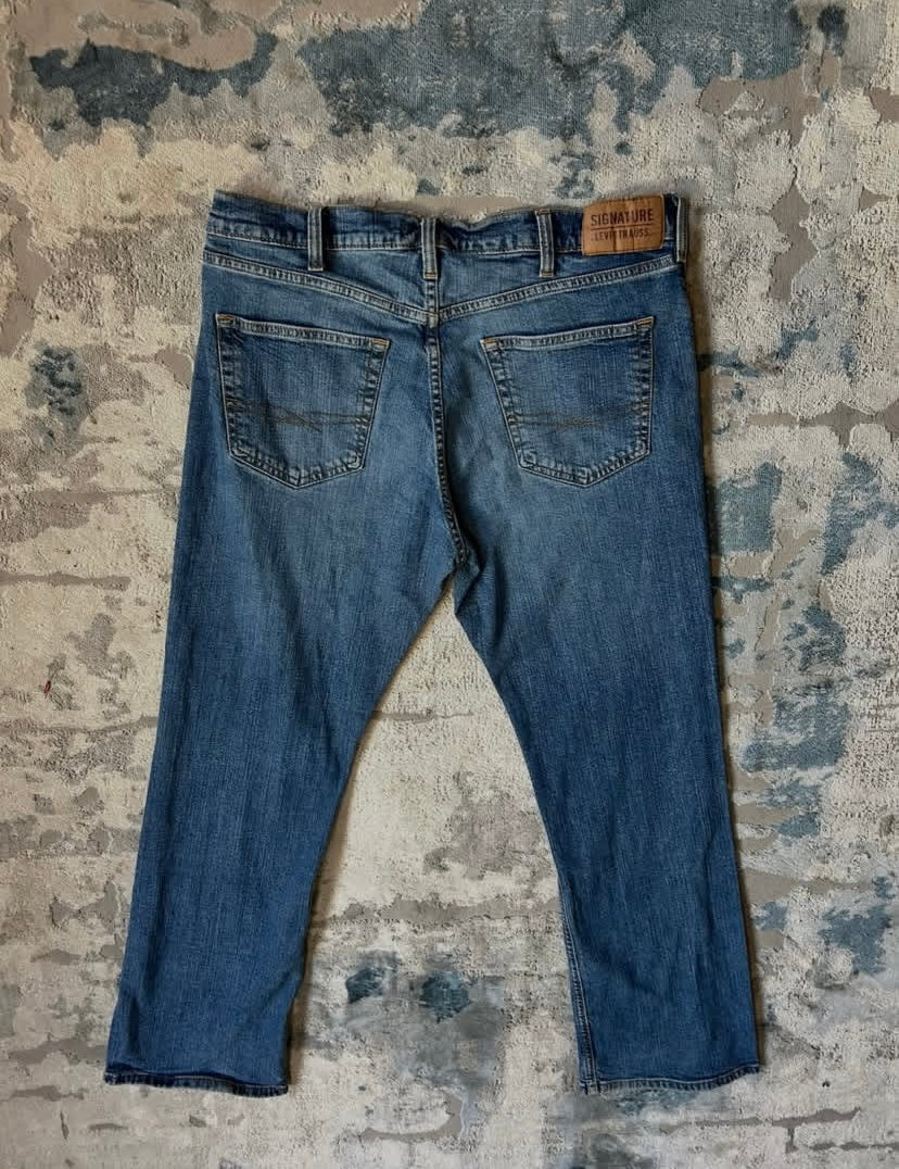 Levi’s Signature Jeans
