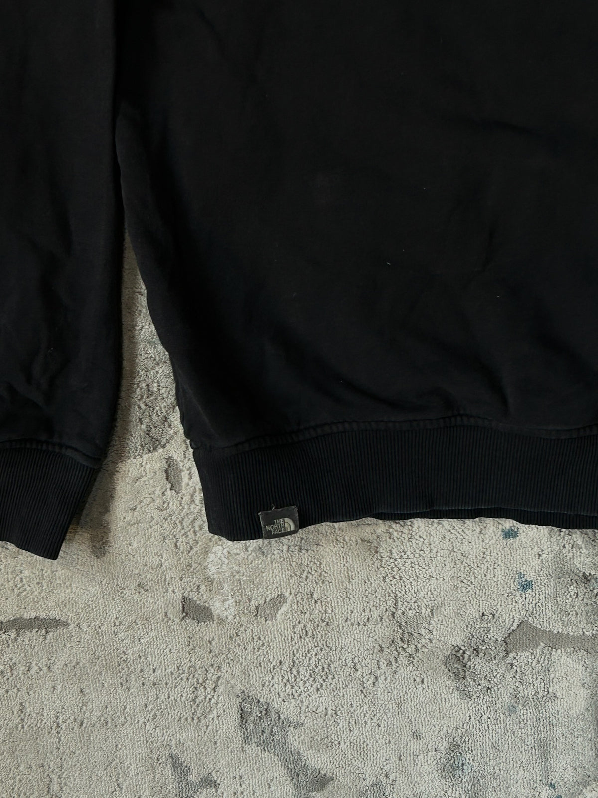 Black north face hoodie
