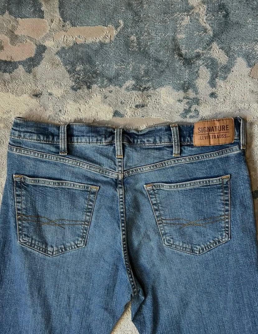 Levi’s Signature Jeans