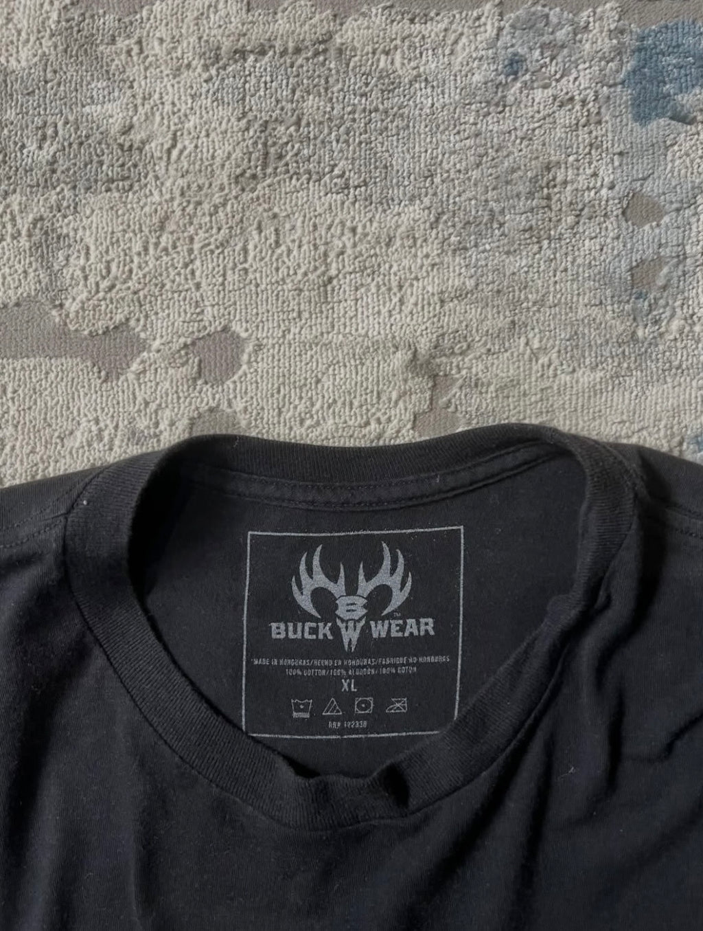 Buck Wear graphic t-shirt